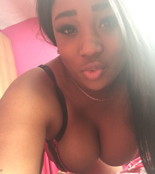 Artista Nyla_Rose Foto 11