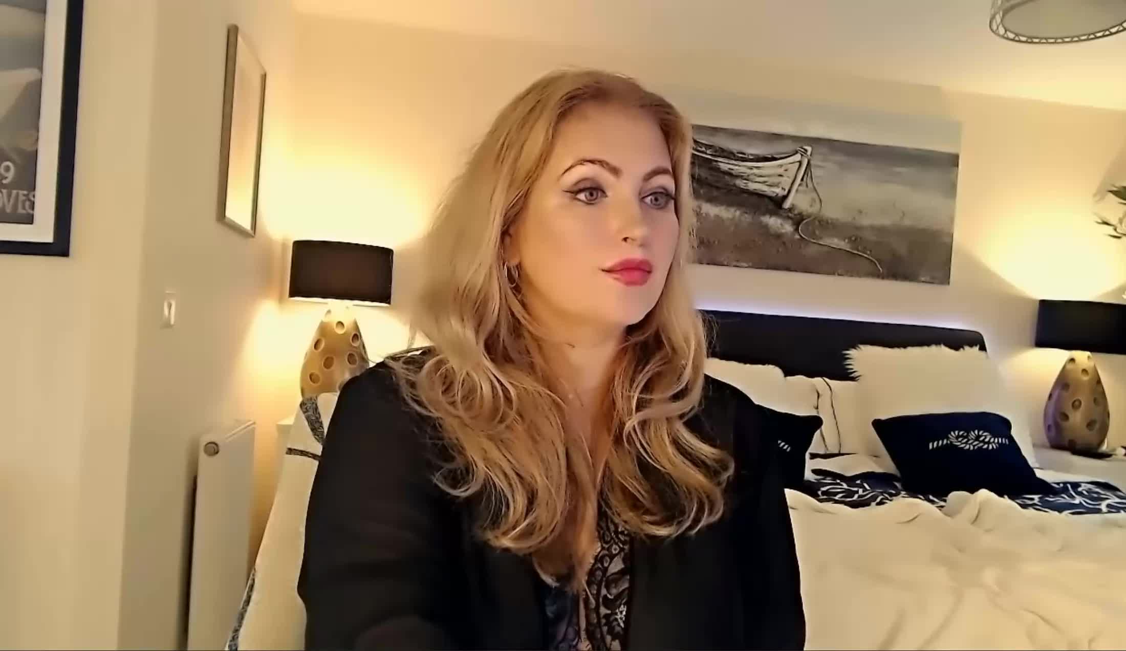 Artiest DeliciousAlbany Video 1