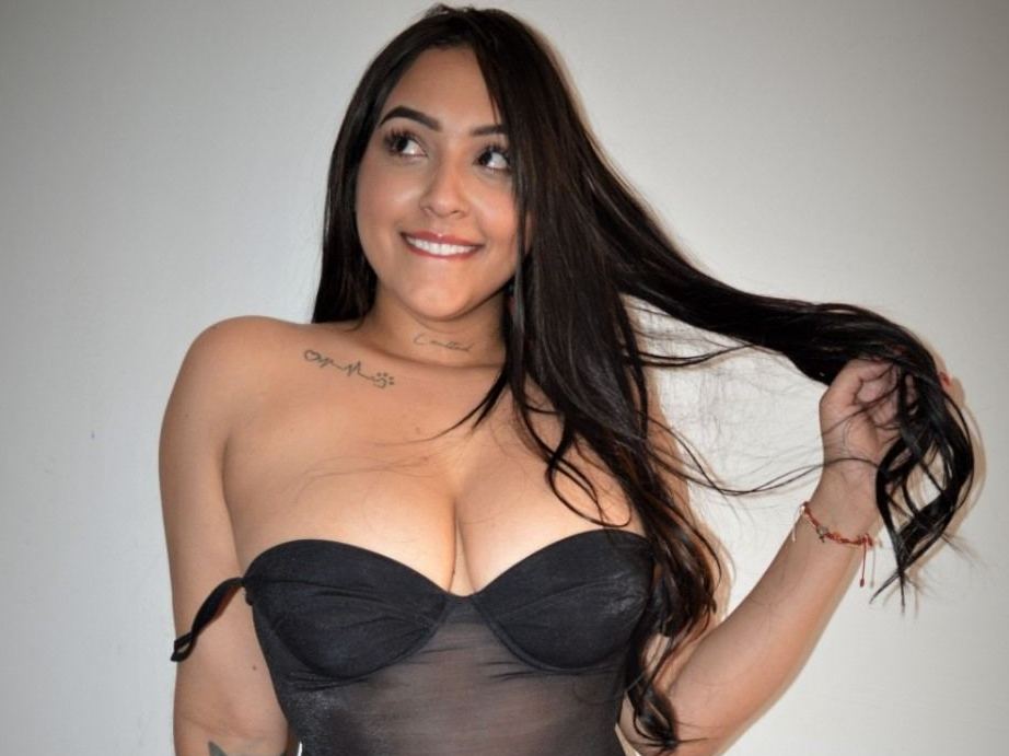Image de profil du modèle de webcam SussieMarie
