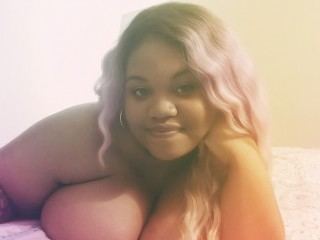 Imagen de perfil de modelo de cámara web de PrincessAzuraReign