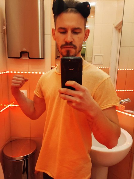 Utøver HaydenMuscled Bilde 1