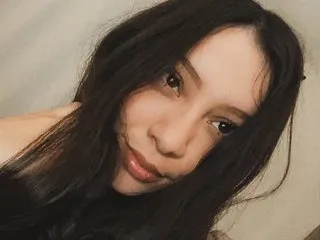 Image de profil du modèle de webcam luvyami
