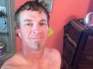 Image de profil du modèle de webcam Tyler_Rogers