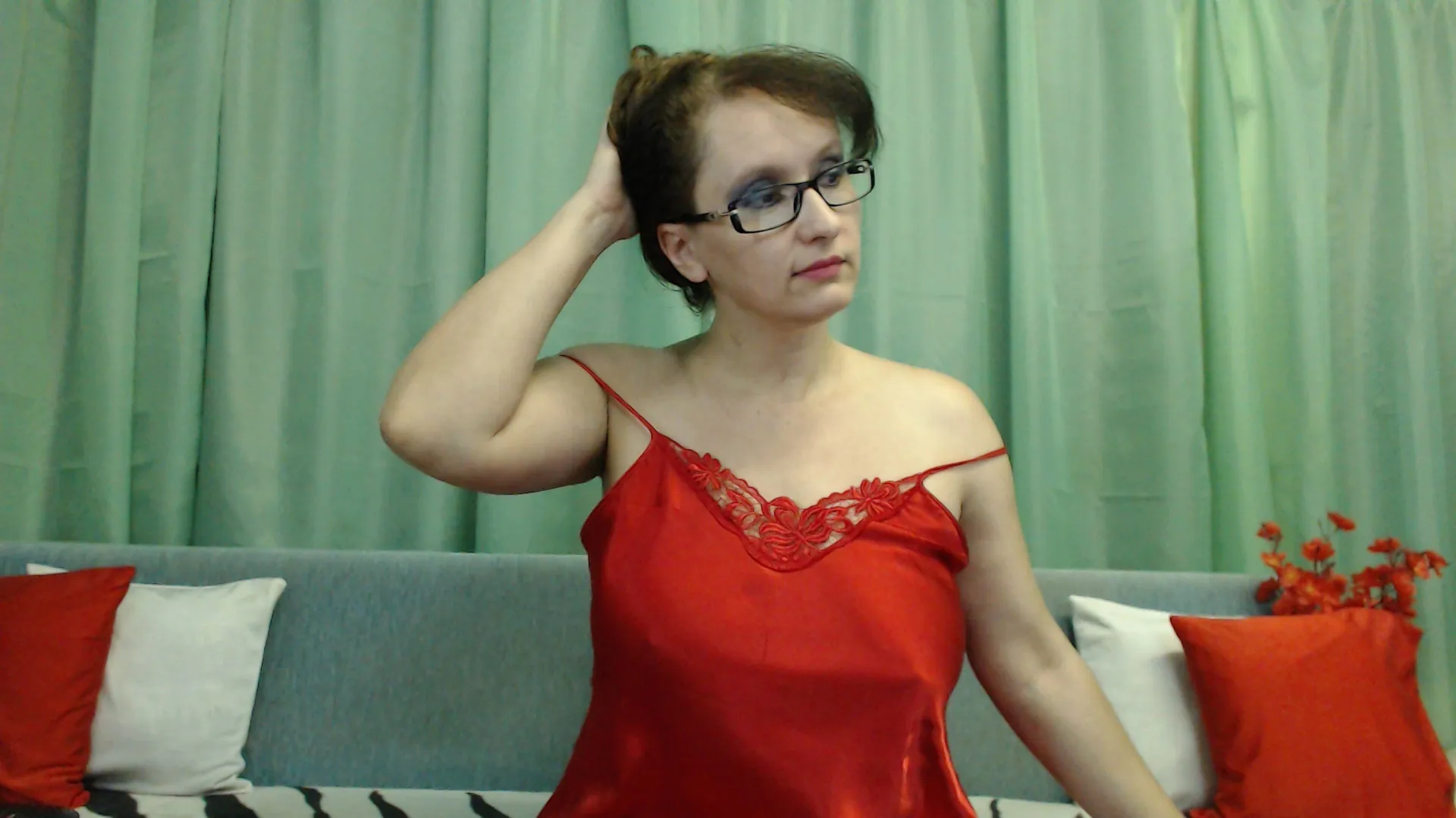 Interprete HornyPussy44u Foto 4