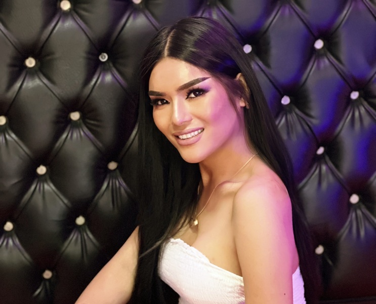 Intérprete VANNAGracious Foto 1