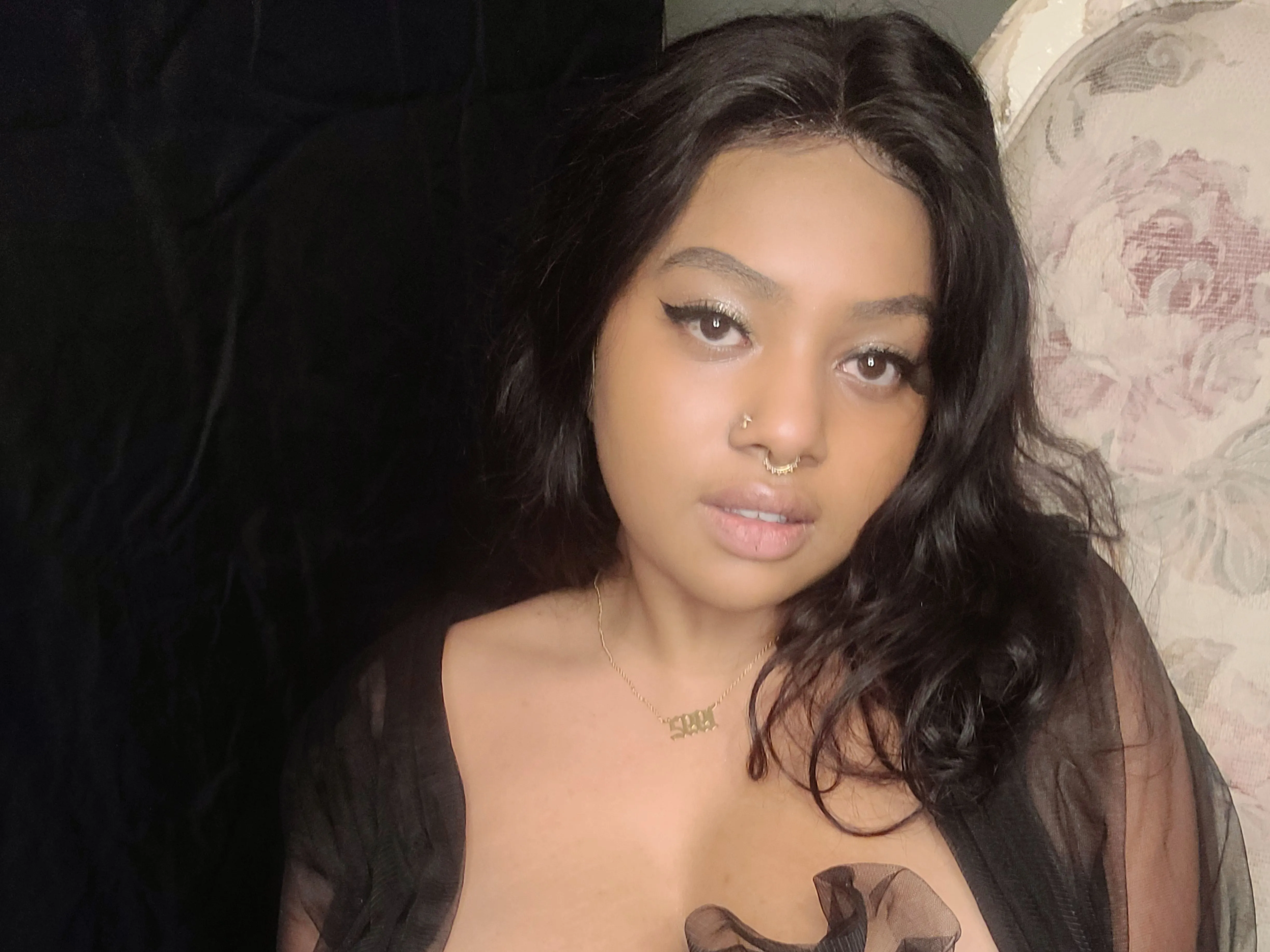 Foto de perfil de modelo de webcam de AvahRayne