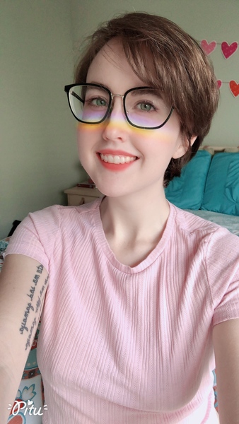 Interprète happylilcamgirl Photo 5