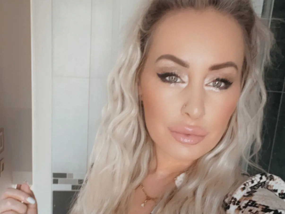 Profilbilde av Alexxis69 webkamera modell