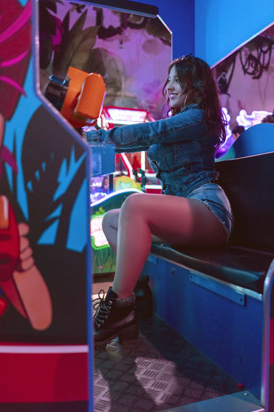 Performer LucyWalcot Photo 11