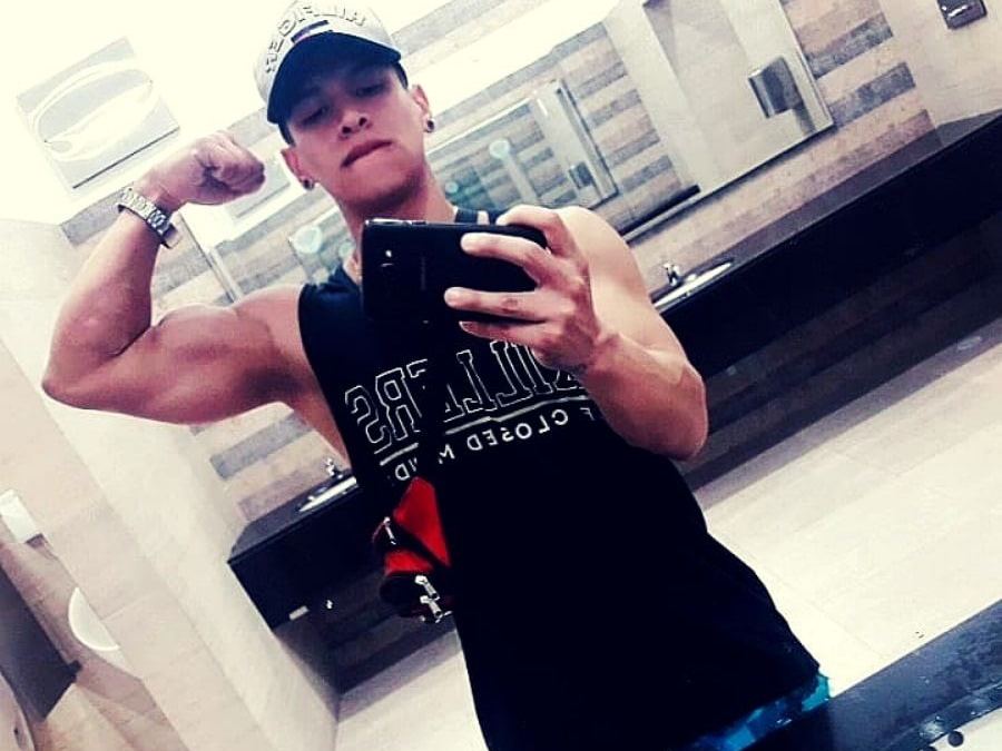 scottymills cam model profile picture 