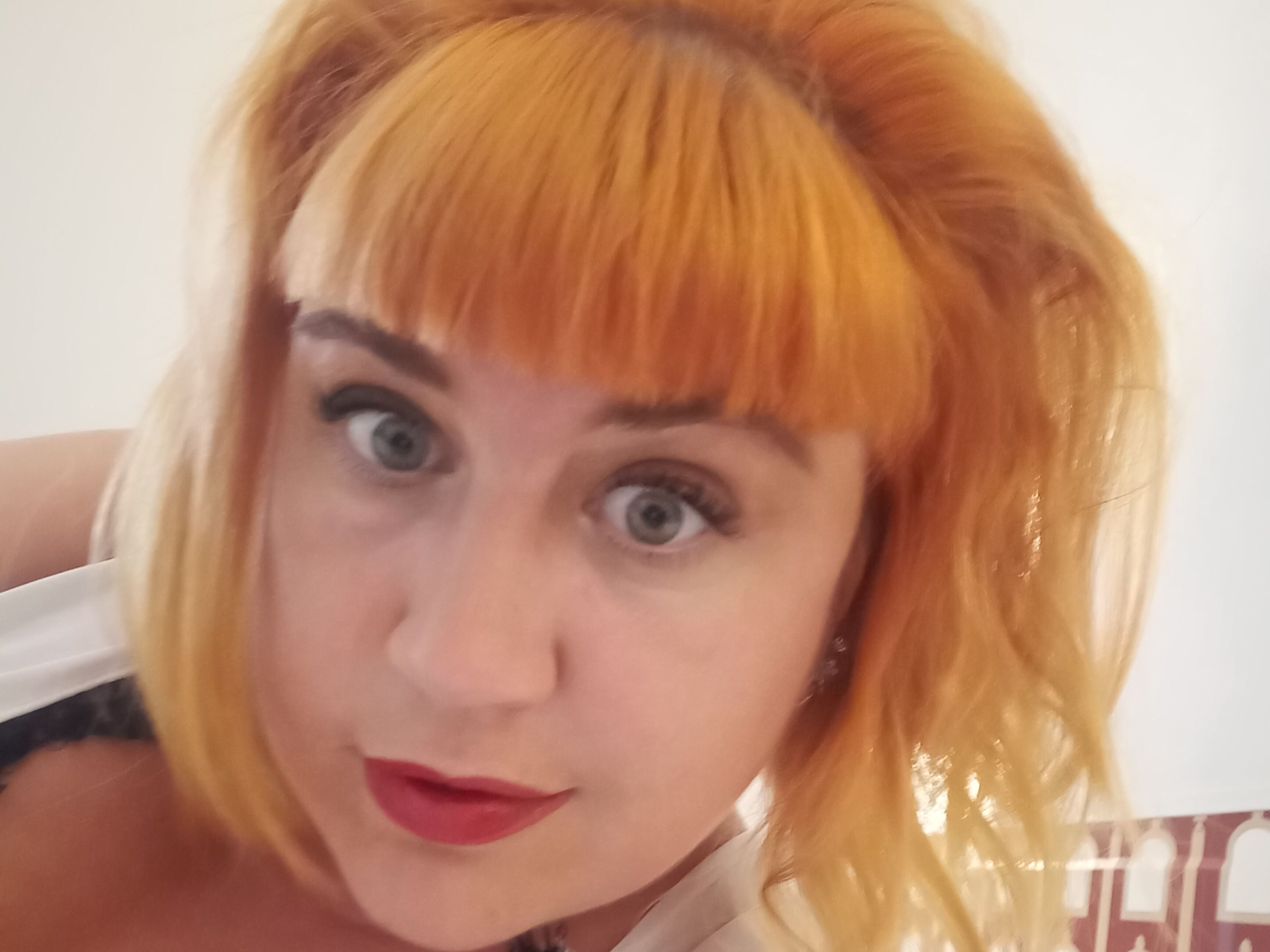 Image de profil du modèle de webcam Angeleyasmile