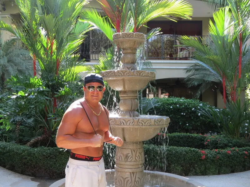 Performer Gina_Gold_Bo_Blake Photo 2