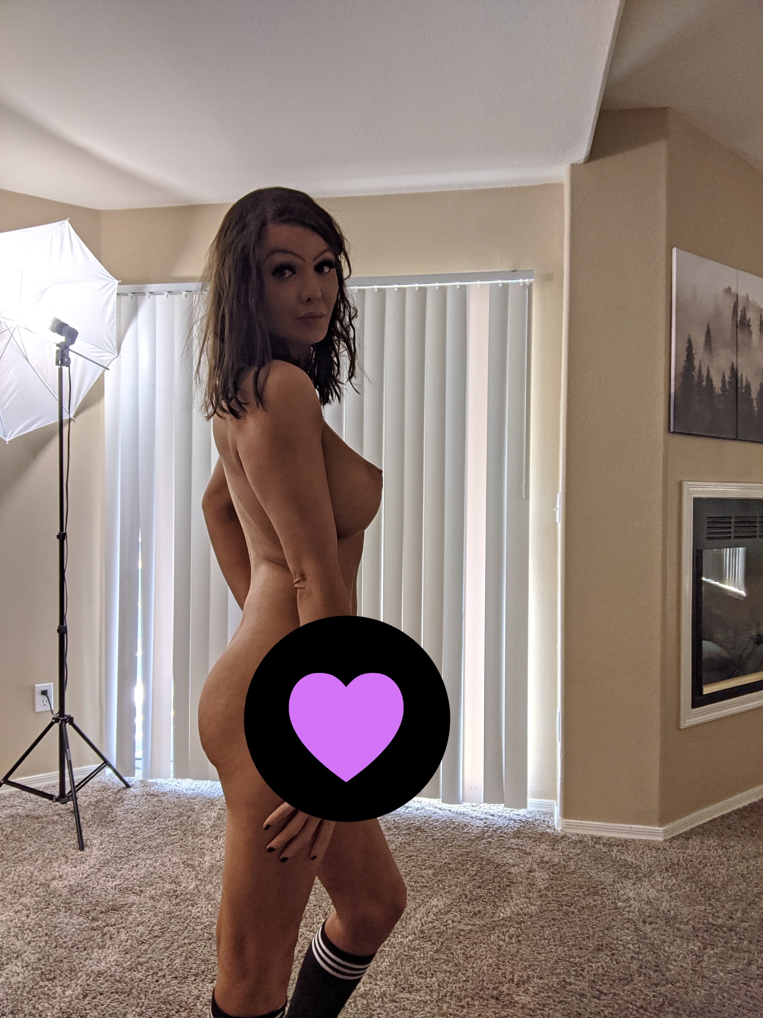 Utøver HungNCurvy Bilde 12