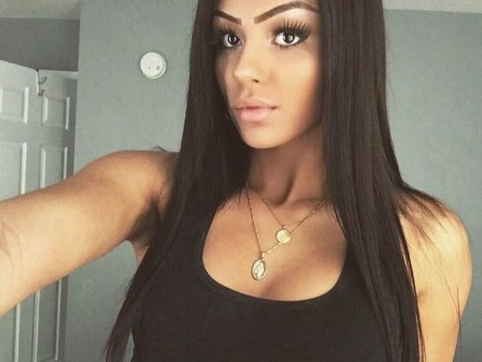 Image de profil du modèle de webcam Kristine_Burgess