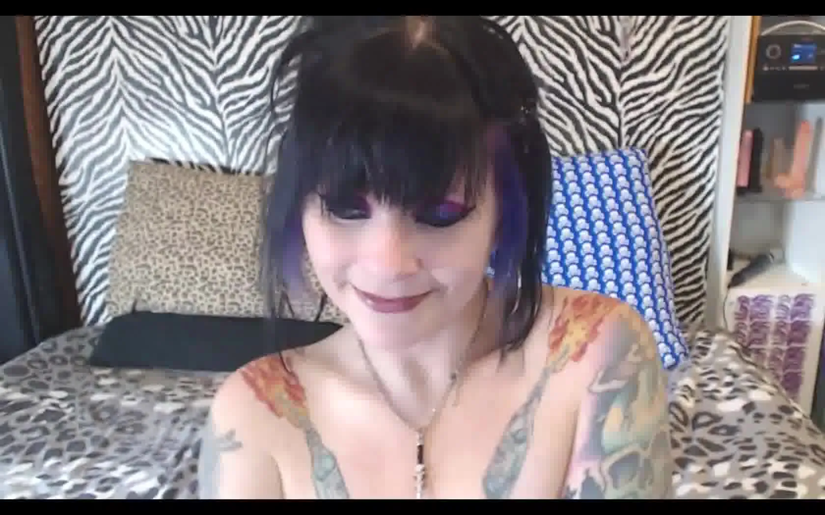 Interprete Kitty_Fox Video 1