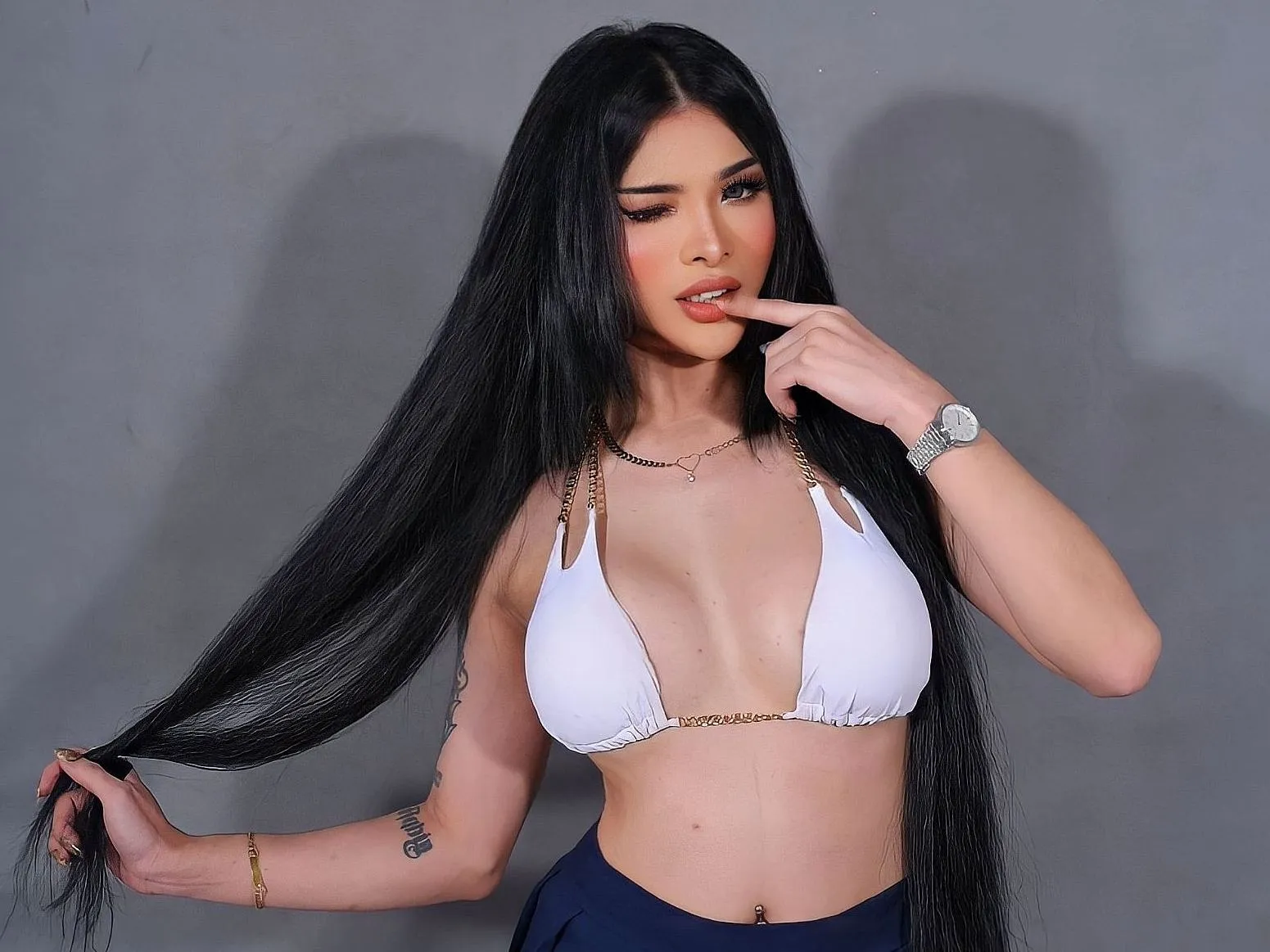 Image de profil du modèle de webcam TrishaJohnson