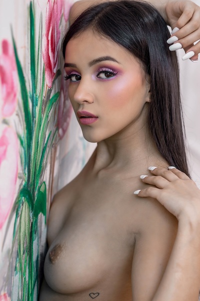 Performer SamySun Photo 10