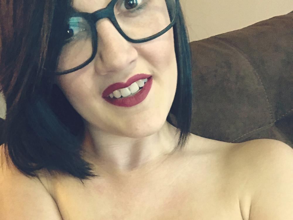 Image de profil du modèle de webcam Nikki_Layne