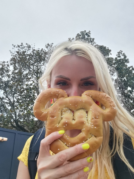 Performer HelenWildKat Photo 5