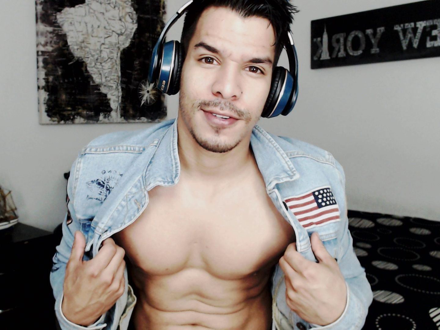 AnnZor Profilbild des Cam-Modells