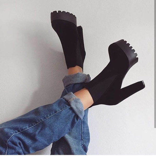 Interprète Naughty_Helen Photo 2