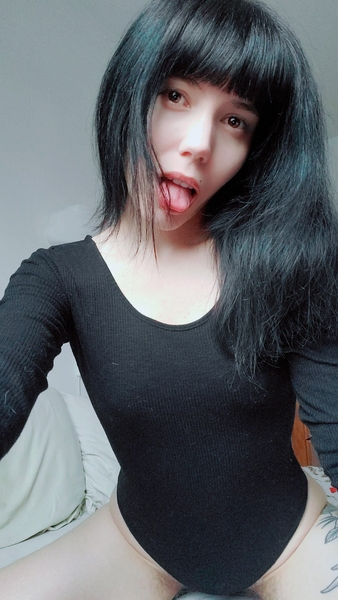 Performer Lunasha Photo 4