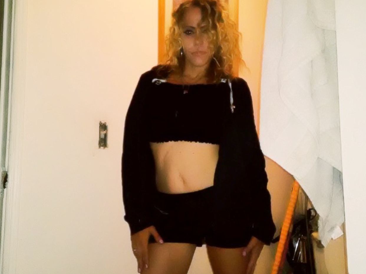 Image de profil du modèle de webcam Lilnikkiey