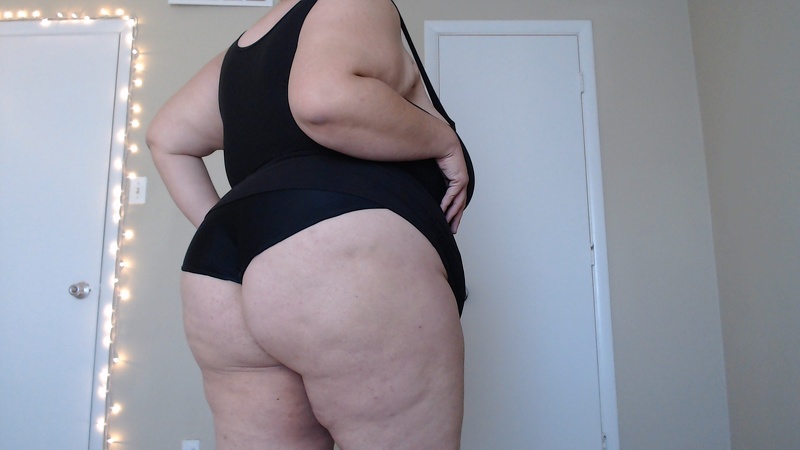 Performer LuckLucy Photo 3