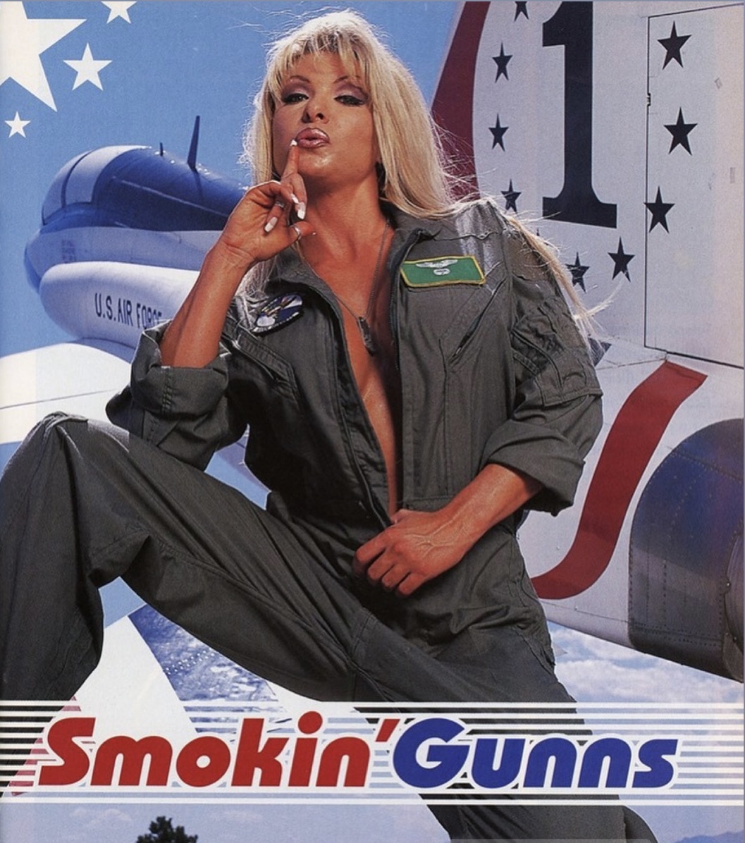 Performer TyleneBuck Photo 1