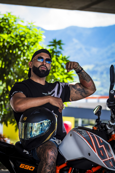 Artista TylerJones Foto 7