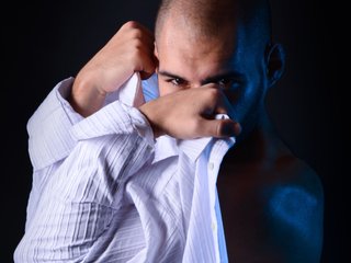 GuesssWho24 cam model profile picture