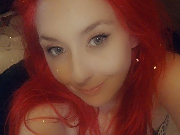 Imagen de perfil de modelo de cámara web de RubyV