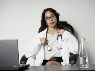 NinaDoux profielfoto van cam model 