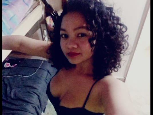 Dulceana99 profielfoto van cam model 