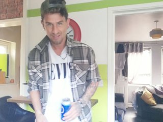 Image de profil du modèle de webcam ADZHARDING