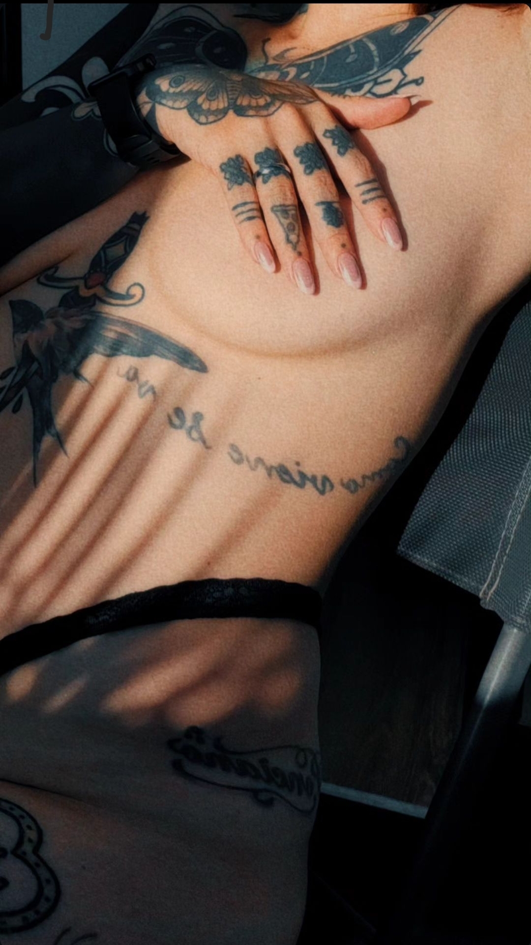 Intérprete AlessaMoth Foto 6