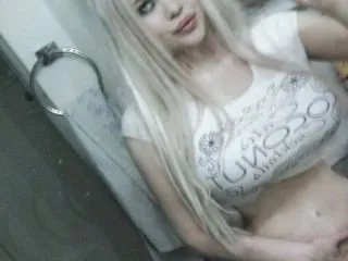 Cutebritney cam model profile picture