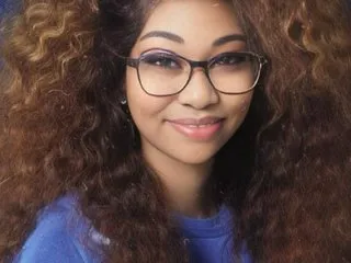 Imagen de perfil de modelo de cámara web de laylafoxxi