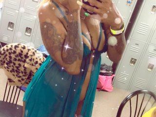 laylafoxxi