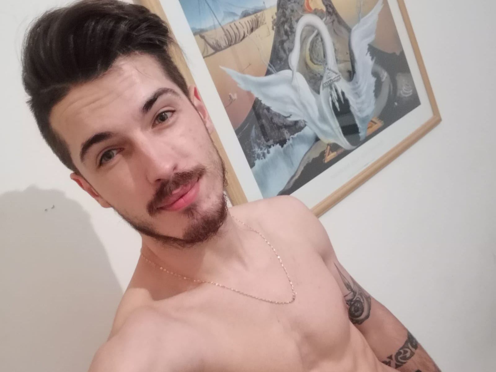 Profilbilde av FlirtyFunGuy webkamera modell