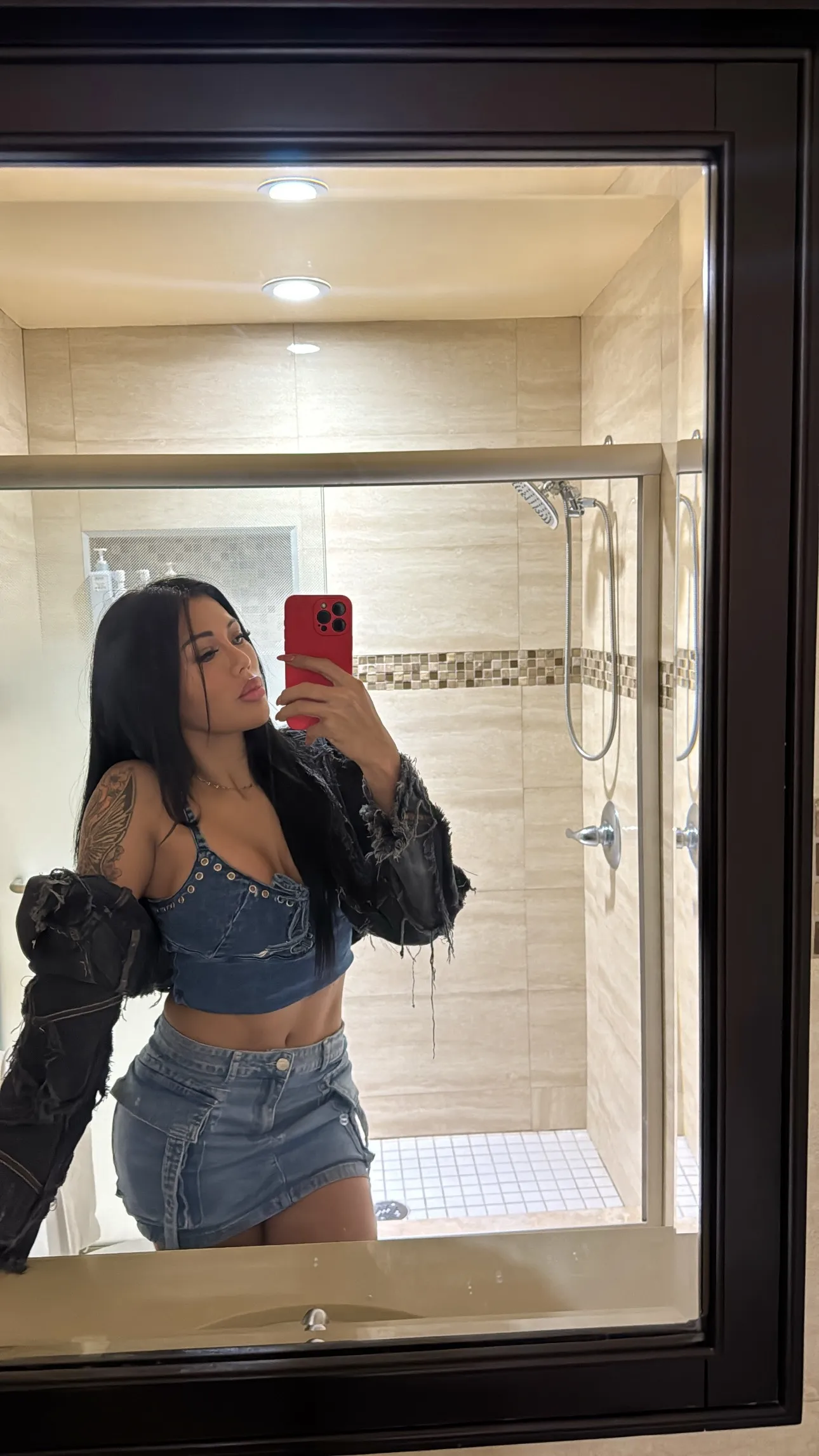 Artist ExoticArya Foto 3