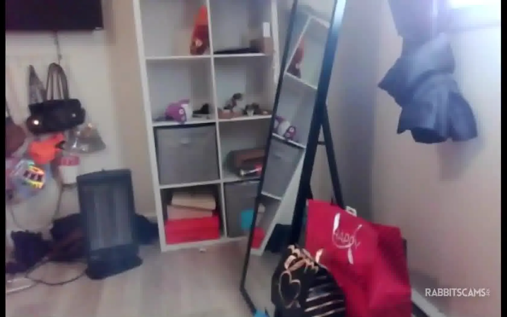 Intérprete WetBlackUndergrad Video 1
