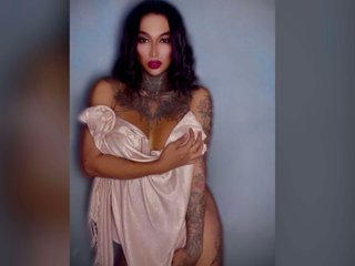 TS_EbonyDoLLXxX cam model profile picture 