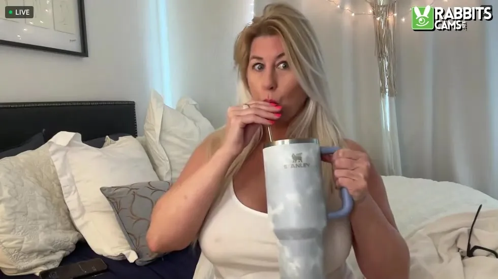 Interprète LannaLuxxx Vidéo 2