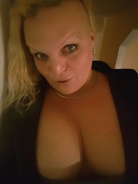 Artiest AmeliaConstantine Foto 12