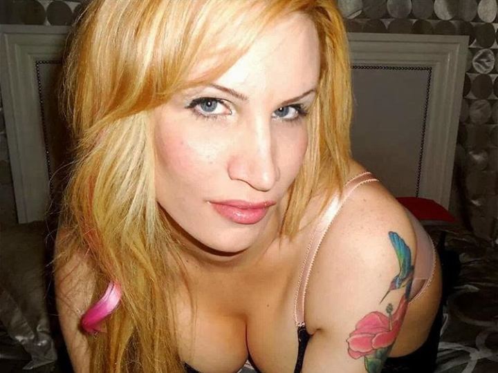 TsHollyMonroe profilbild på webbkameramodell