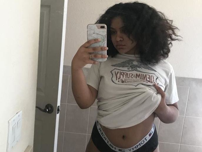 Amayaluv profilbild på webbkameramodell 
