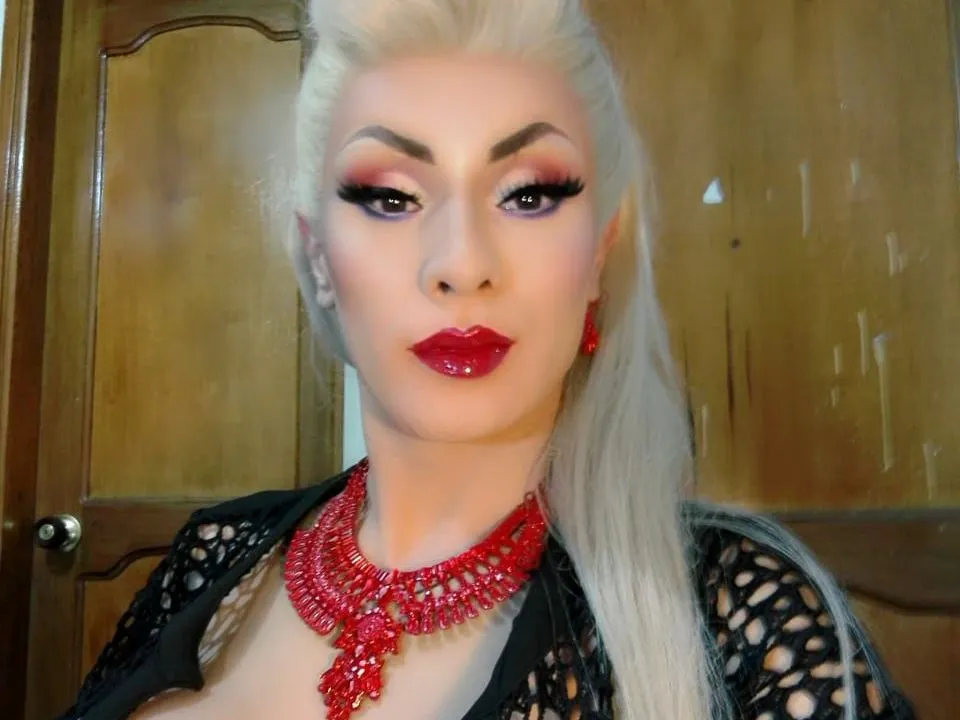 DinnaCass cam model profile picture