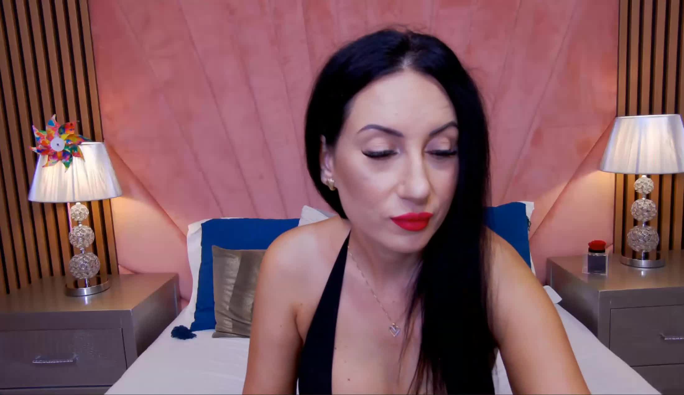 Artista BeckyShine Video 2