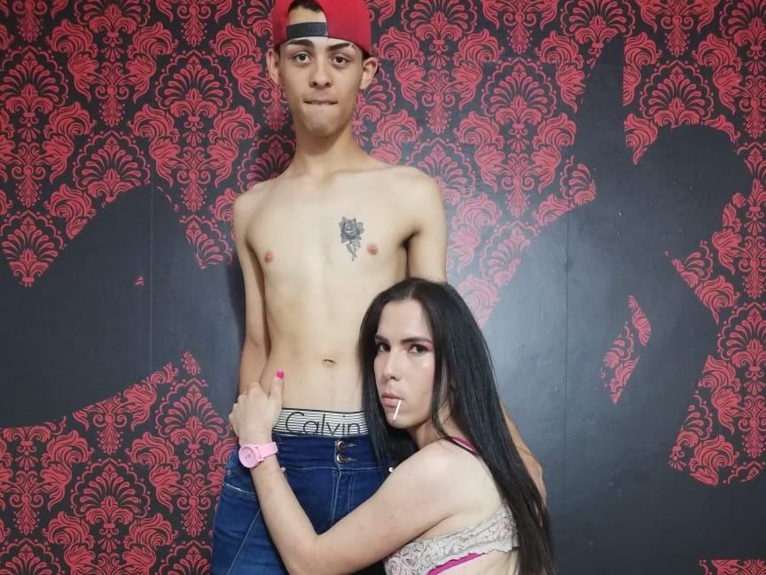 ShemaleWhitBigCock immagine del profilo del modello di cam